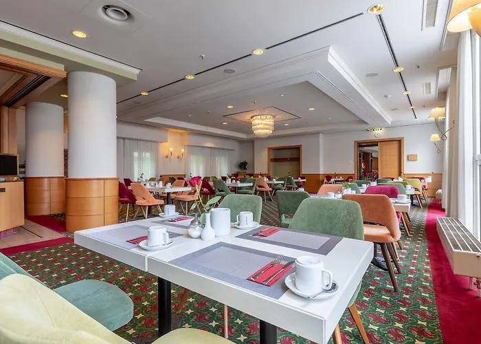 Trip Frankfurt Nordwestzentrum Hotel 3*